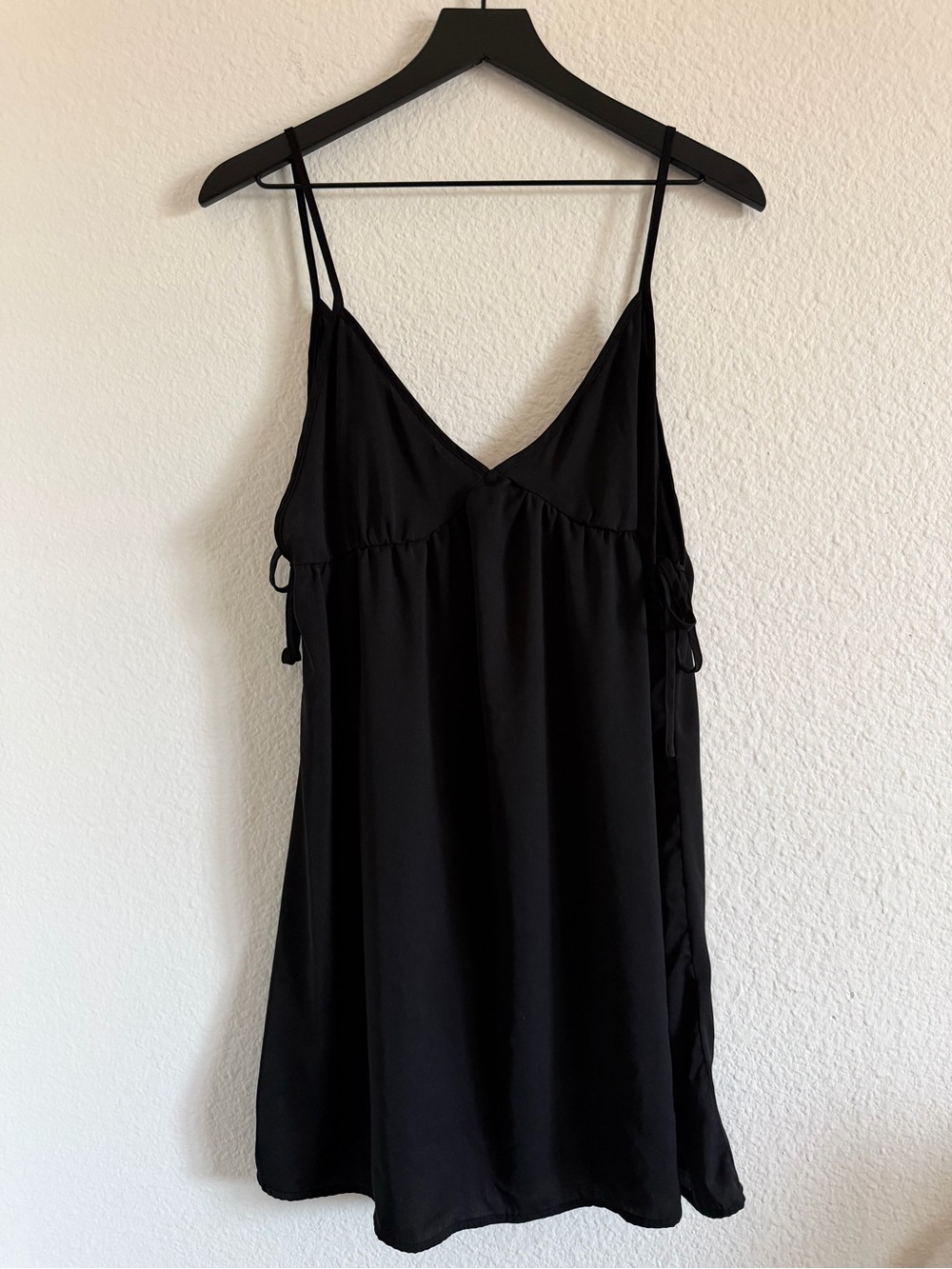 h&m v-neck slip dress